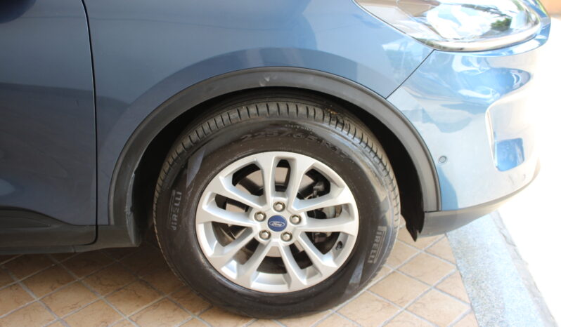 
								Ford Kuga 2.0 diesel Hibrid full									