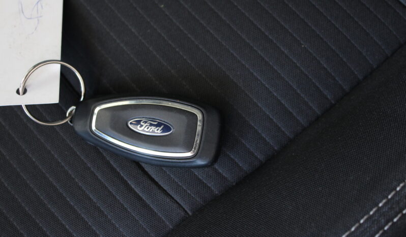 
								Ford Kuga 2.0 diesel Hibrid full									
