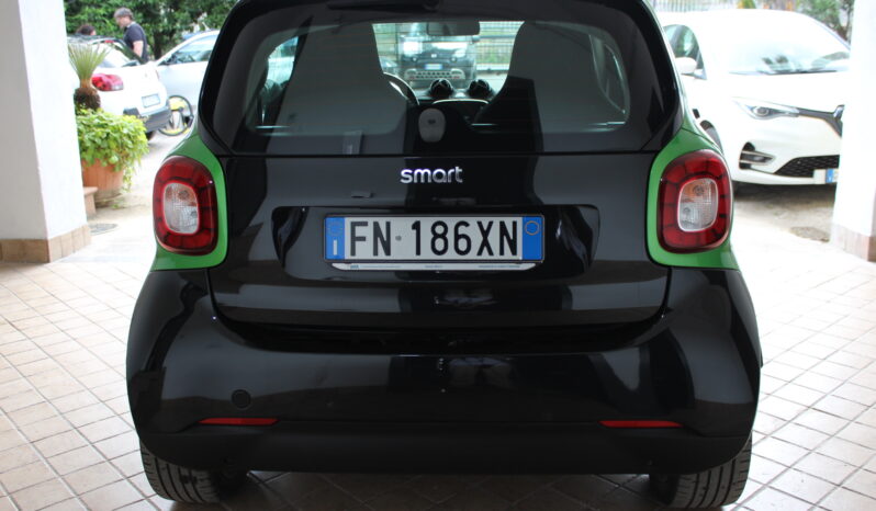 
								Smart For Two electric Passion full									