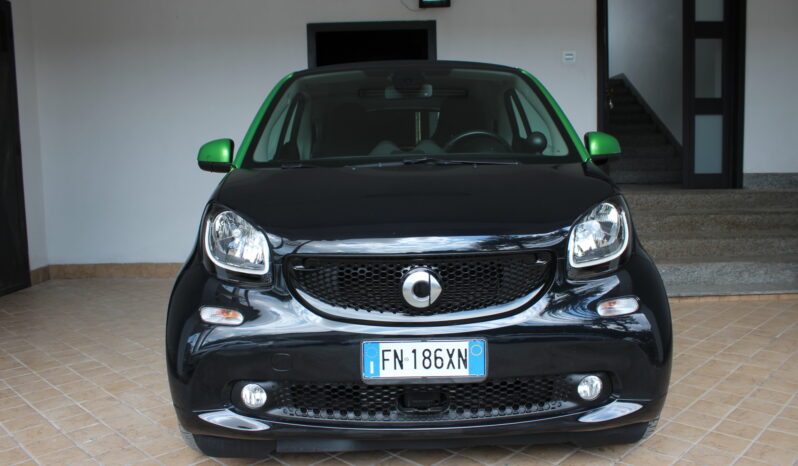 
								Smart For Two electric Passion full									
