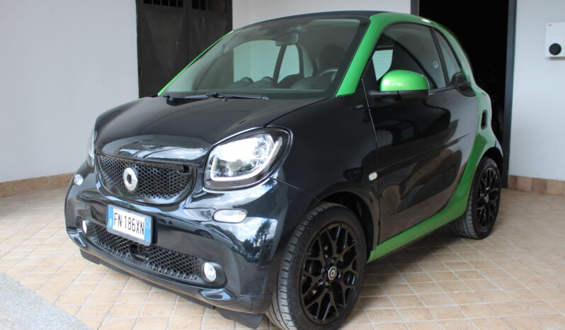 
								Smart For Two electric Passion full									