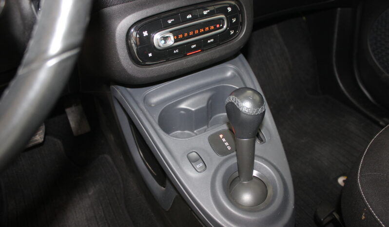 
								Smart For Two electric Passion full									