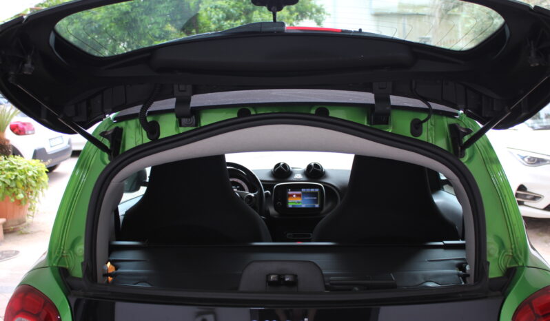
								Smart For Two electric Passion full									