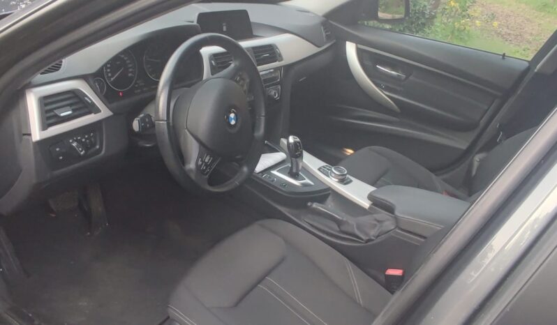 
								BMW 318d 150cv full									