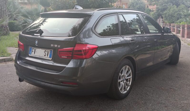 
								BMW 318d 150cv full									