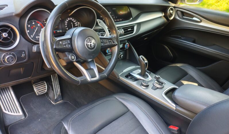 
								Alfa Stelvio Q4 190cv Sprint full									