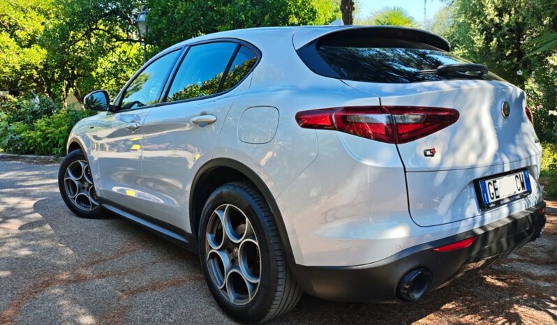 
								Alfa Stelvio Q4 190cv Sprint full									